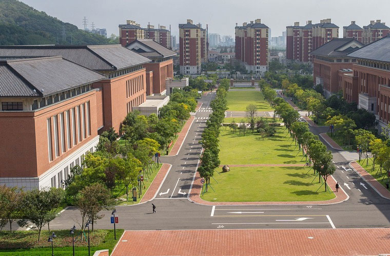 湖南往屆高考生如何讀大學